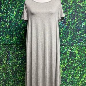 BOMBOM Midi Dress ๐๐๐๐๐ ๐